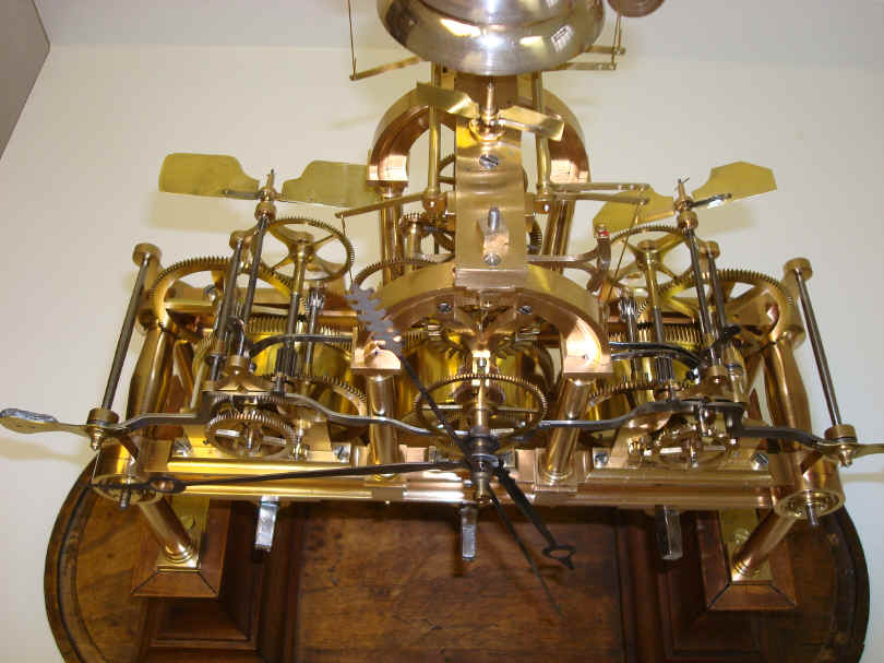 Gourdin miniature (17).JPG (991759 bytes)