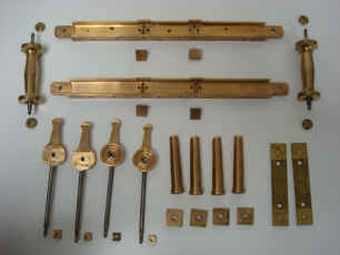 Gourdin miniature r (3).JPG (974420 bytes)