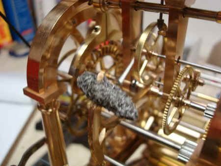 Gourdin miniature r (55).JPG (978823 bytes)