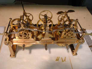 Gourdin miniature r (69).JPG (1112923 bytes)