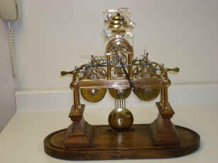 Gourdin miniature r (73).JPG (919532 bytes)