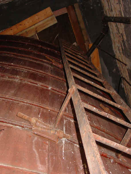 ST #7 tower interior (13).JPG (879944 bytes)