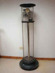 Telechron Type E (10).JPG (897757 bytes)
