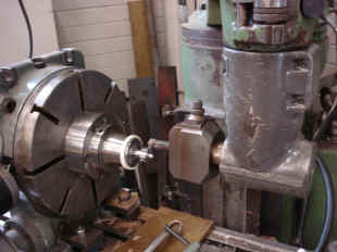 Astro 01-10 (45).jpg (143018 bytes)