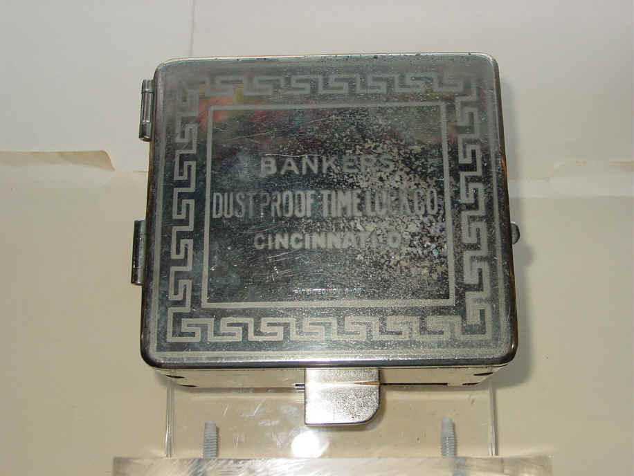Bankers Dustproof.jpg (785633 bytes)
