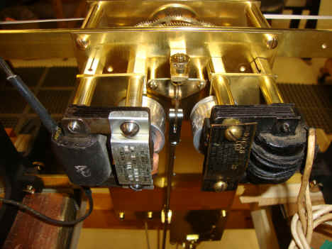 Telechron C (59).JPG (2194348 bytes)